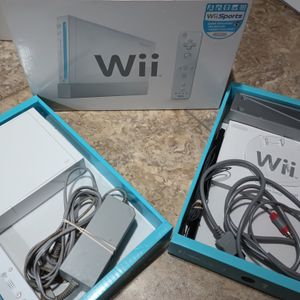 Console Nintendo Wii RVL 001- White GameCube Compatible. Mostly