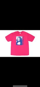 SUPREME MONA LISA TEE/PINK💖 | Whatnot