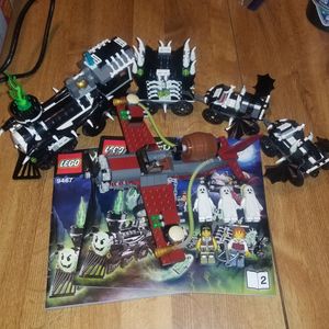 Lego monster fighters online train