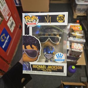 Buy Pop! Michael Jackson (1984 Grammys) (Diamond) at Funko.