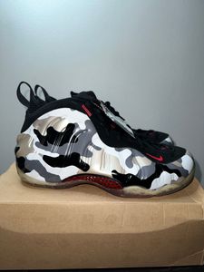 Nike Air Foamposite One Fighter Jet