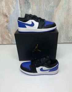 AIR JORDAN 1 LOW GS WHITE ROYAL BLUE BLACK WHITE BLANC NOIR BLANC BLEU ROYAL