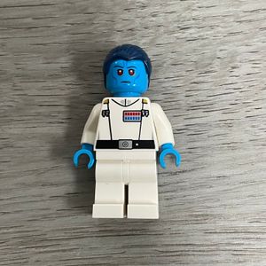 Grand admiral thrawn lego minifigure hot sale