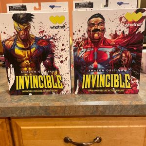 Invincible Whatnot Exclusive Omni-Man Action figure Battle Battle damage