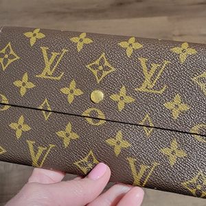 Louis Vuitton International Wallet