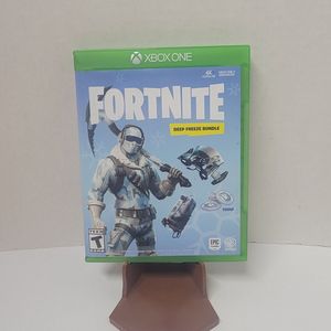 Fortnite deep freeze bundle best sale xbox one