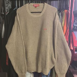 SUPREME SMALL BOX RIBBED SWEATER ♥️