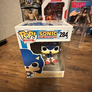 Buy Pop! Sonic with Emerald at Funko.