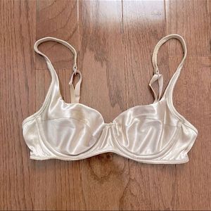 Vintage 90s victoria's secret balconette silky nude bra
