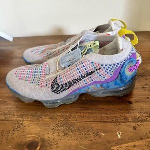 Womens hot sale vapormax multicolor