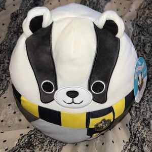HUFFLEPUFF BADGER 🦡 Harry Potter Original Squishmallow by Kelly Toy