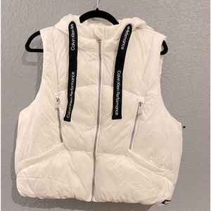 Calvin klein performance hot sale vest with hood