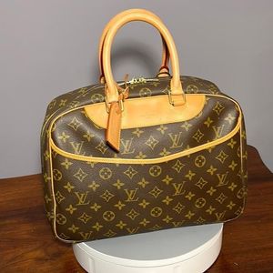 Louis Vuitton Monogram Deauville Bag with Luggage Tag