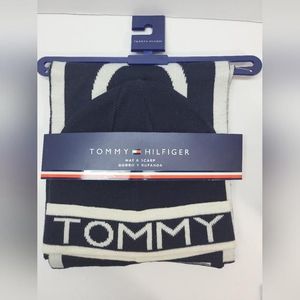 Tommy hilfiger hat and scarf outlet set