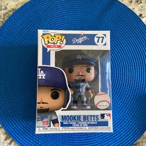 Dodgers- Mookie Betts (Alt Jersey)