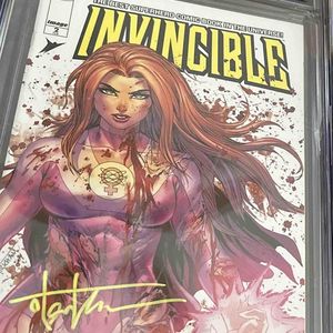 Invincible #1 Atom Eve FOIL Battle Damage Image Variant Comic Book