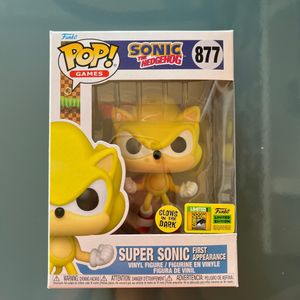 Funko Pop Games Sonic The Hedgehog - Super Sonic First Appearance 877 (sdcc  2022) (glows In The Dark)