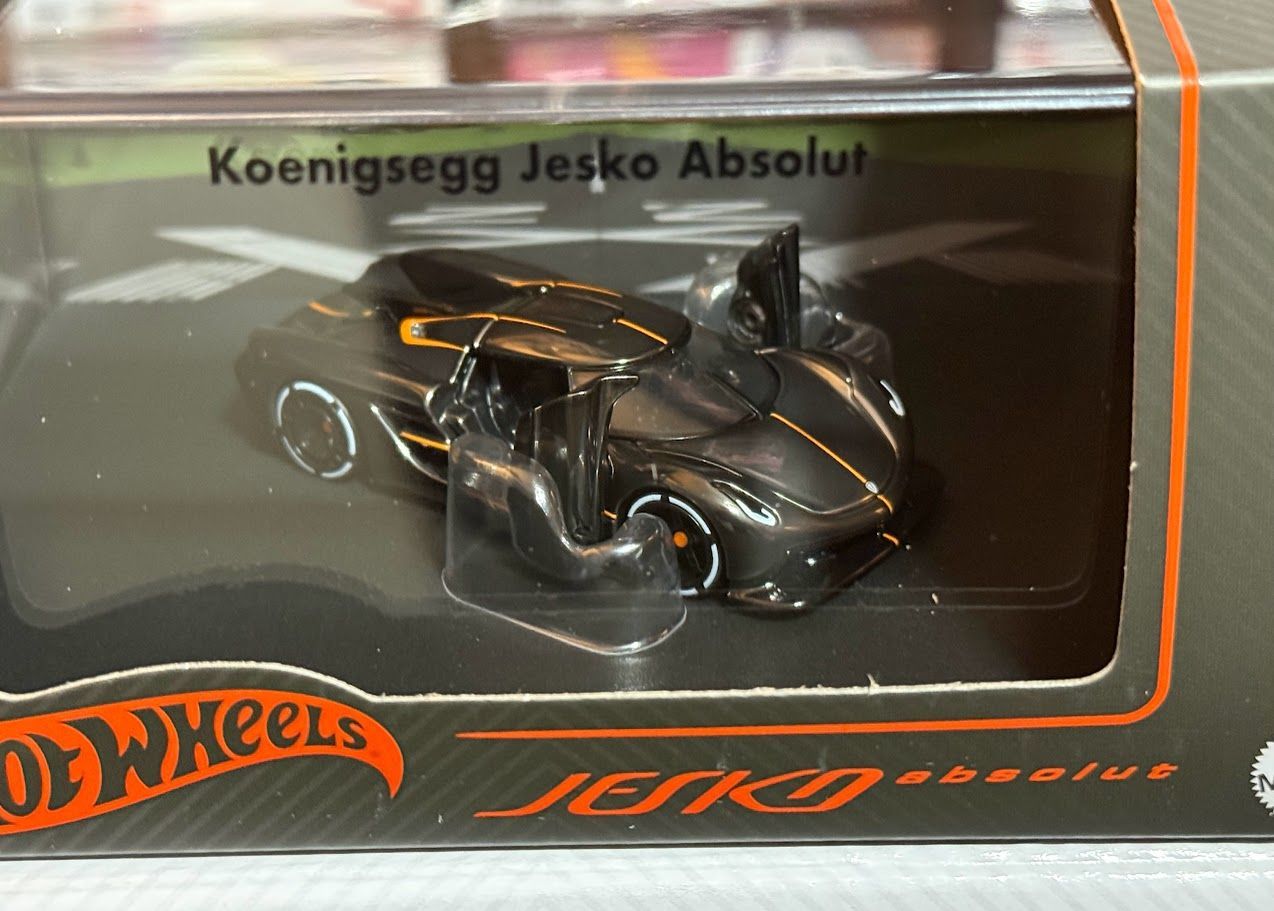 Hot Wheels 2025 RLC Exclusive Koenigsegg Jesko Absolut Acrylic