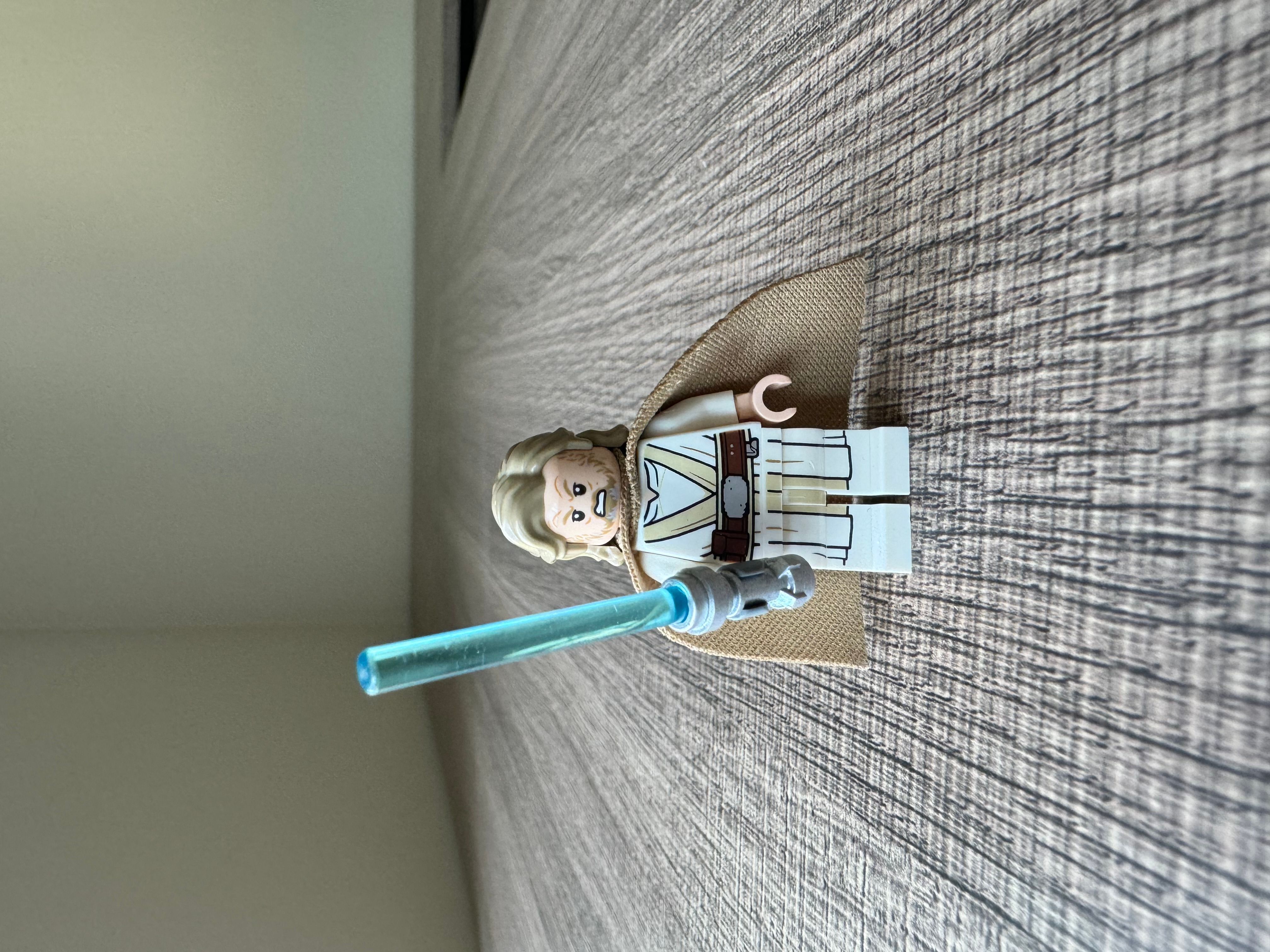 LEGO Luke Skywalker Old Minfigure · Whatnot: Shop, Sell, Connect