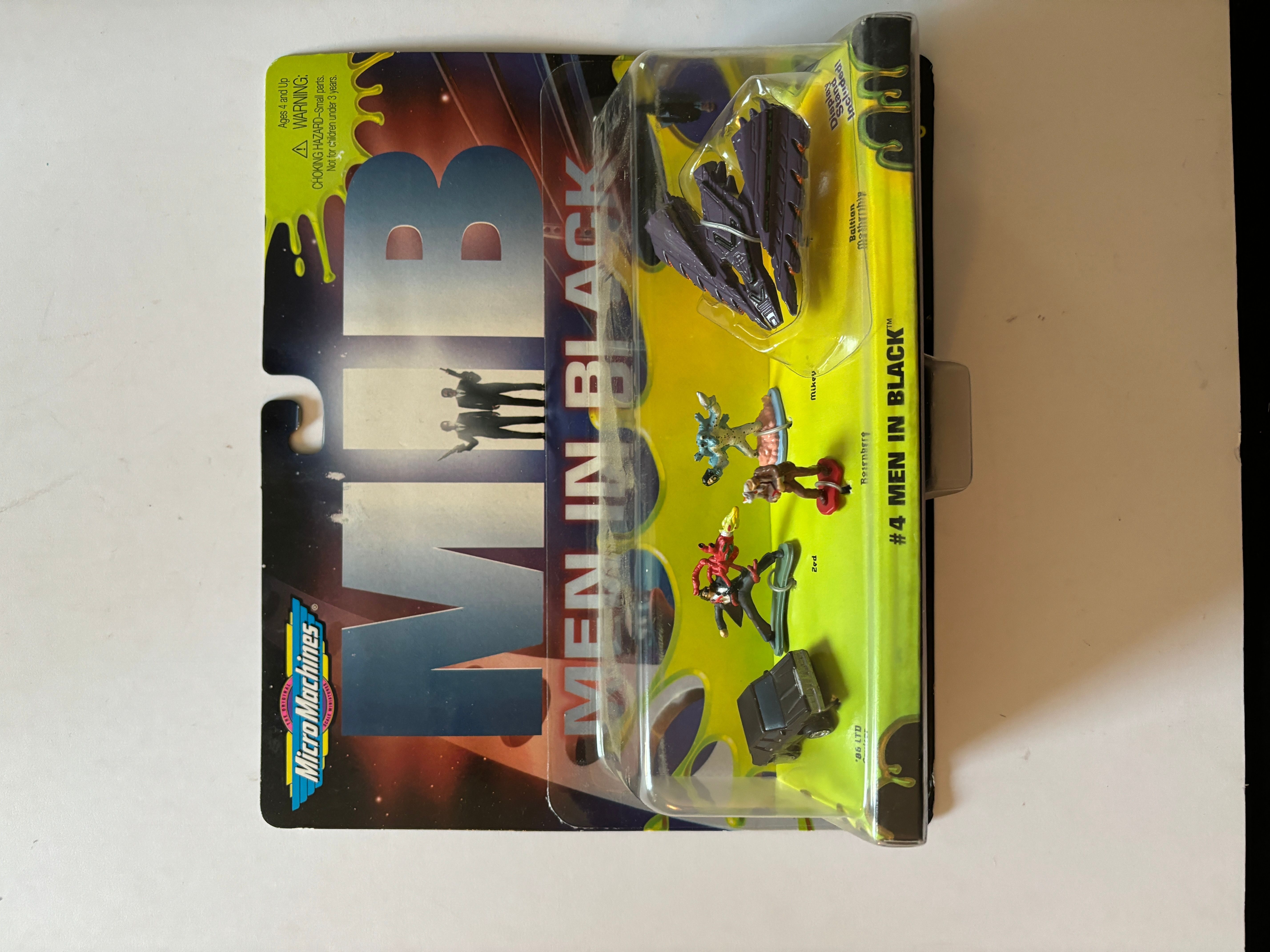 メンインブラック　マイクロマシーン MIB Micromachines Men In Black Micromachines From Galoob
