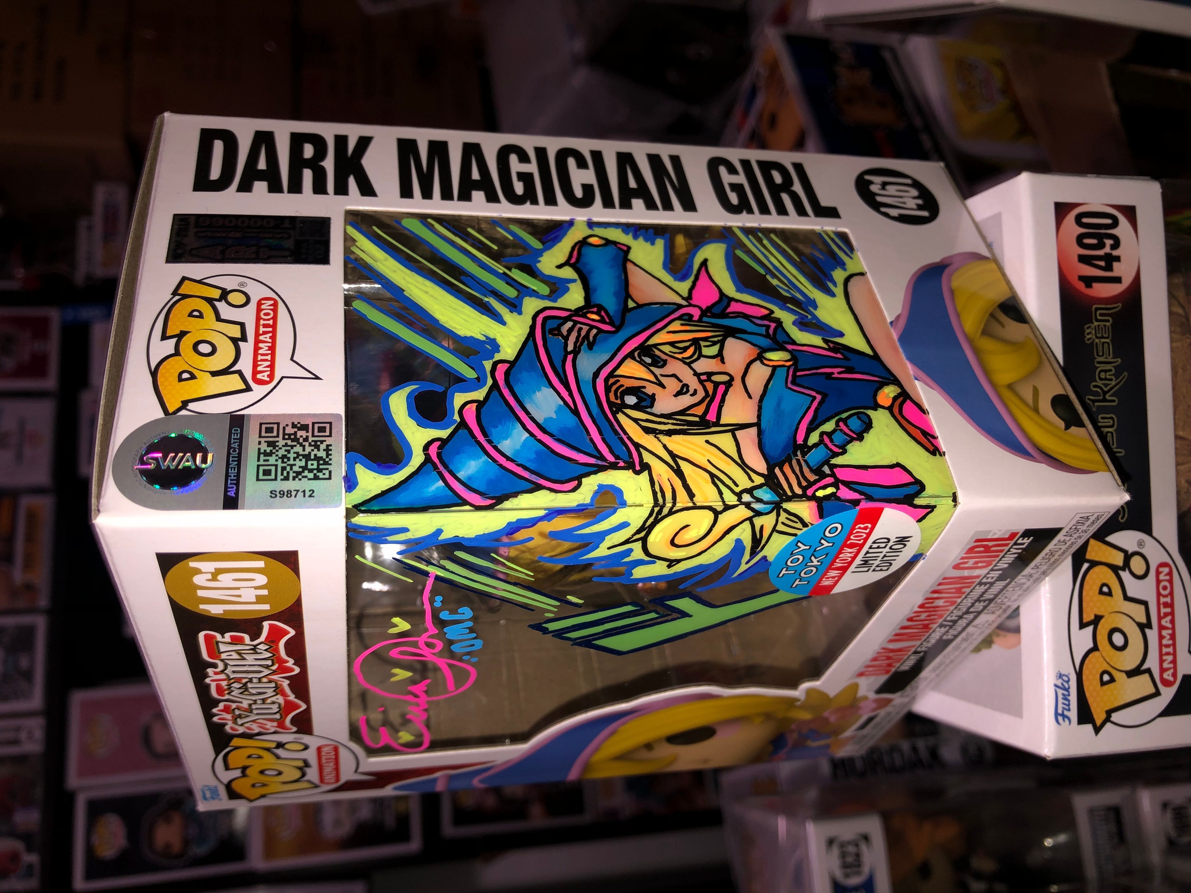 NYCC YU-GI-OH Dark Magician Girl SIGNED ART POP! TZ2-66