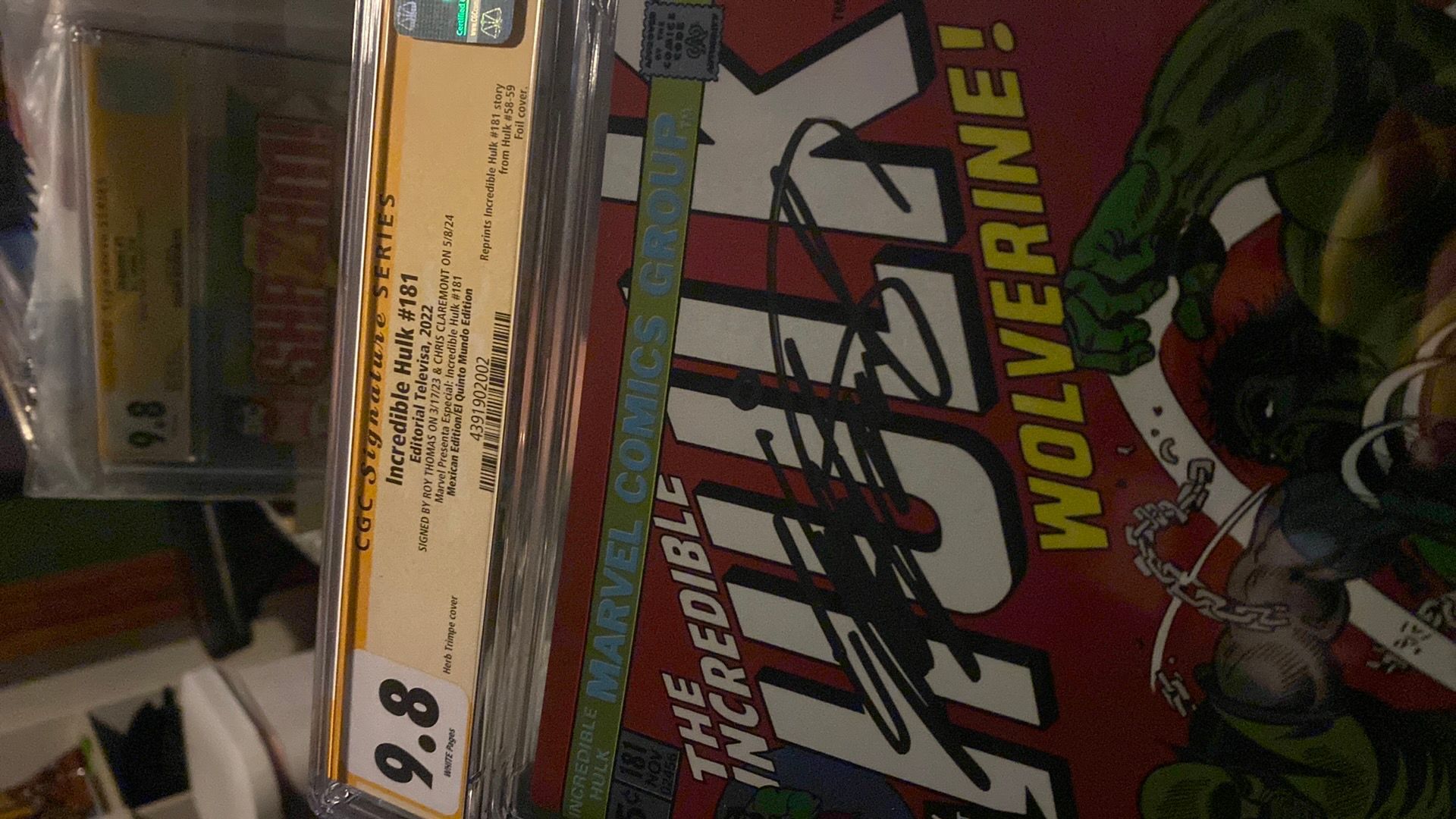 407: Marvel Comics Incredible Hulk #181 CGC 9.8 < Icons