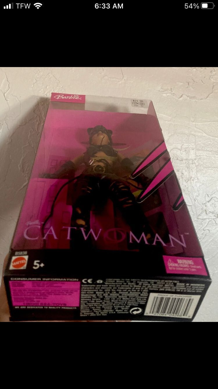 ☆ゲリラセールスタート☆CATWOMAN /BarbIe/バービー BARBIE CATWOMAN JULIE NEWMAR CLASSIC TV SERIES DOLL Y0304