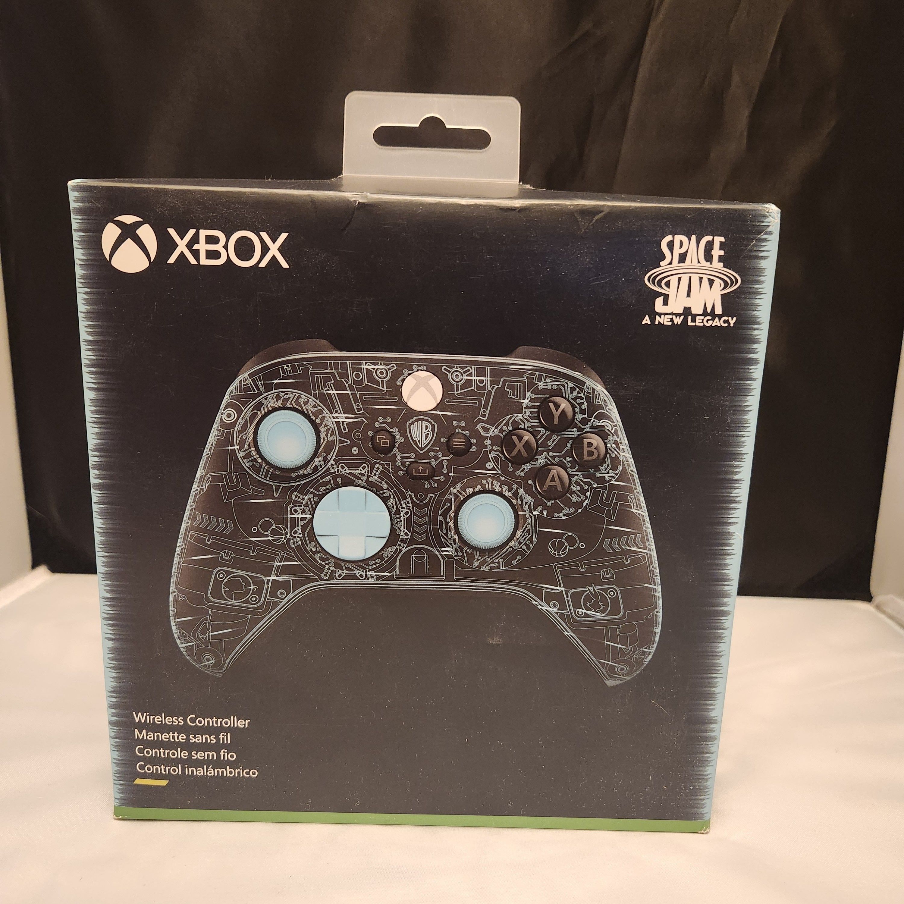 Xbox Wireless Controller hotsell Space Jam New Legacy Serververse