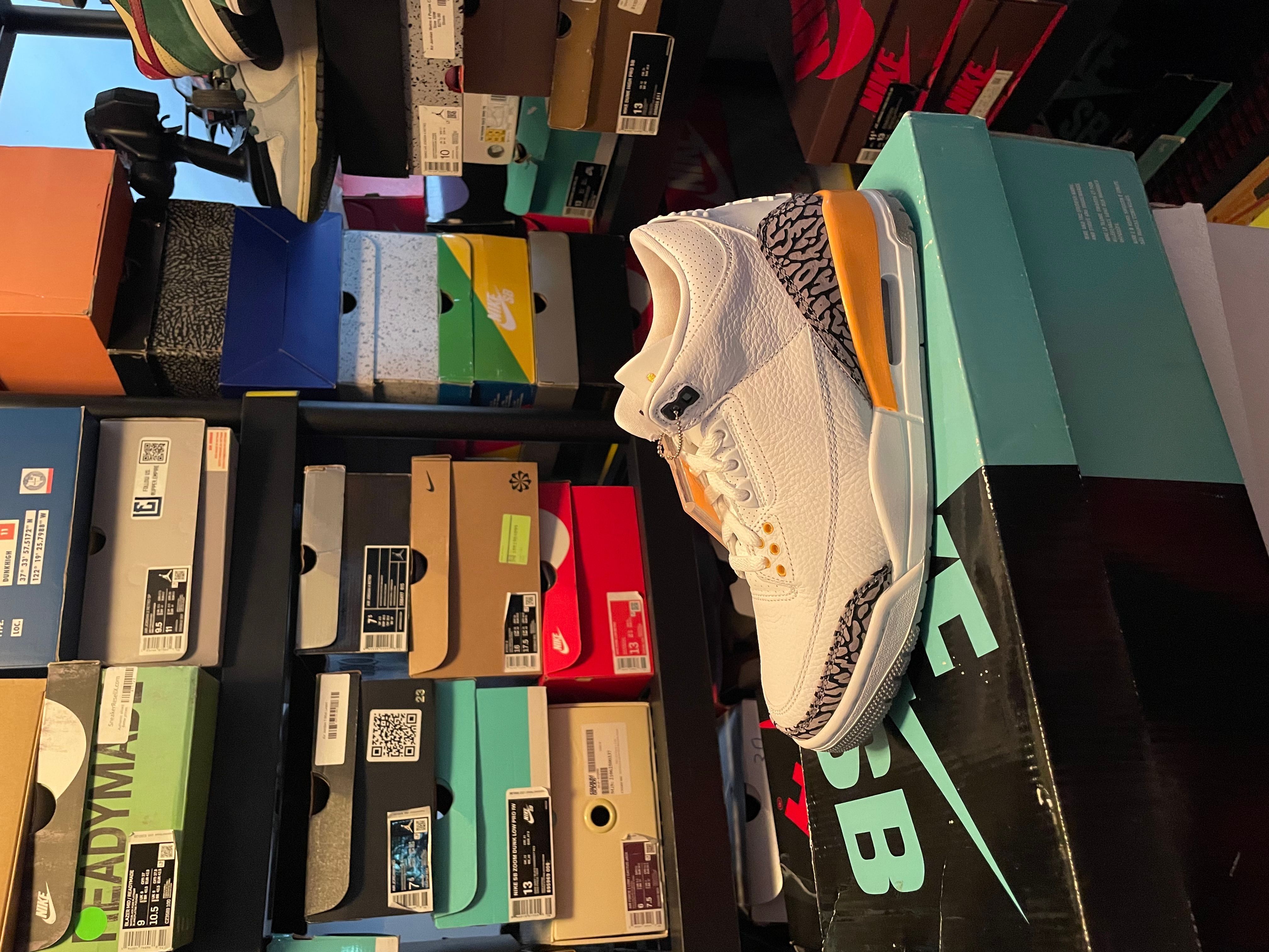 Foot Retro Jordan Laser Orange Sneakers Jordan Laser Orange Foot