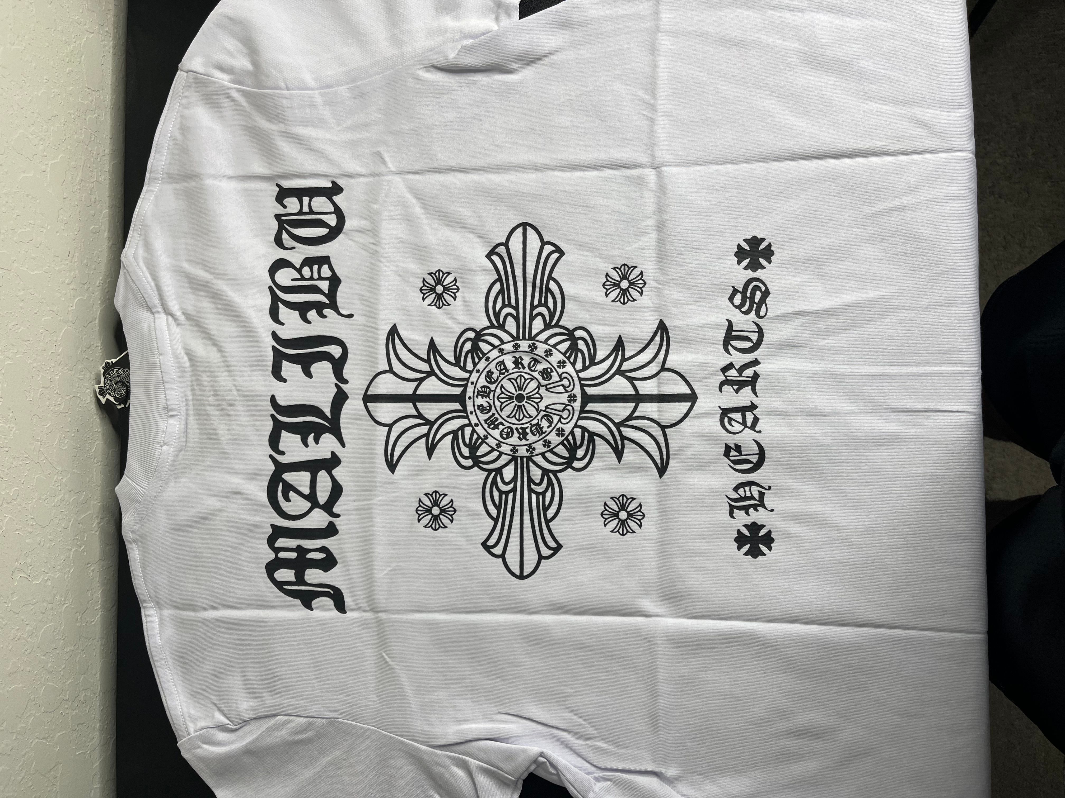 【Chrome Hearts】Malibu Exclusive T-shirt★半袖Tシャツ Chrome Hearts Malibu Exclusive Floral Cross T-Shirt White