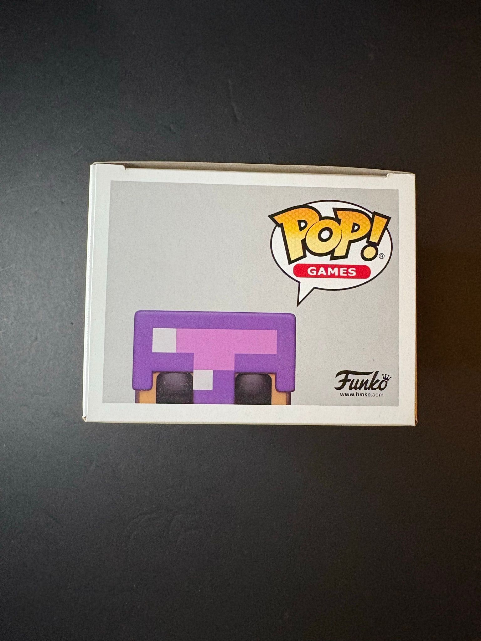 Funko Pop!: Minecraft - Steve (w/ Enchanted Armor) - Toys R Us