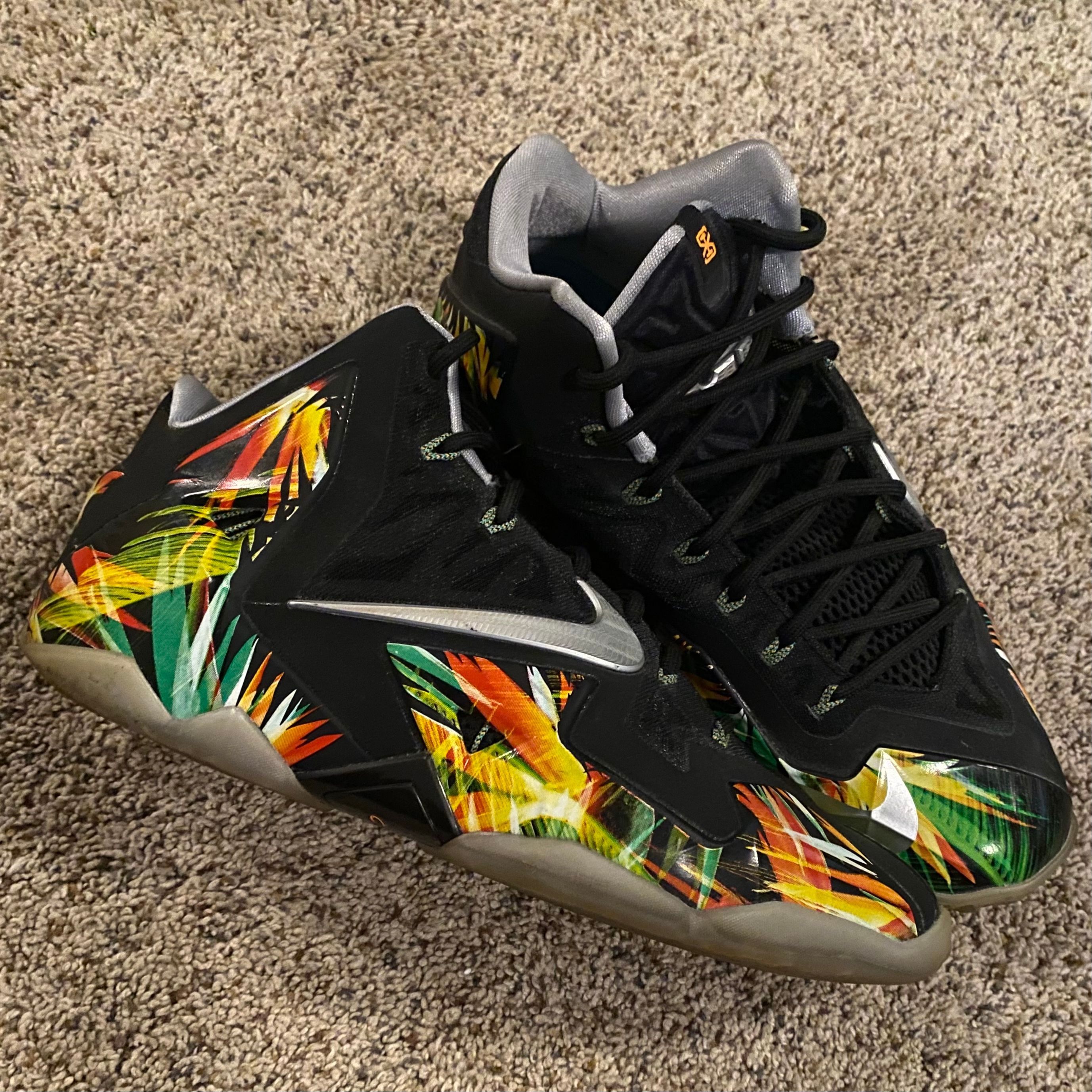 Nike LeBron 11 Everglades 2014 Men s 9 Sneakers 616175 006 Basketball Shoes Whatnot Achetez vendez et lancez des livestreams