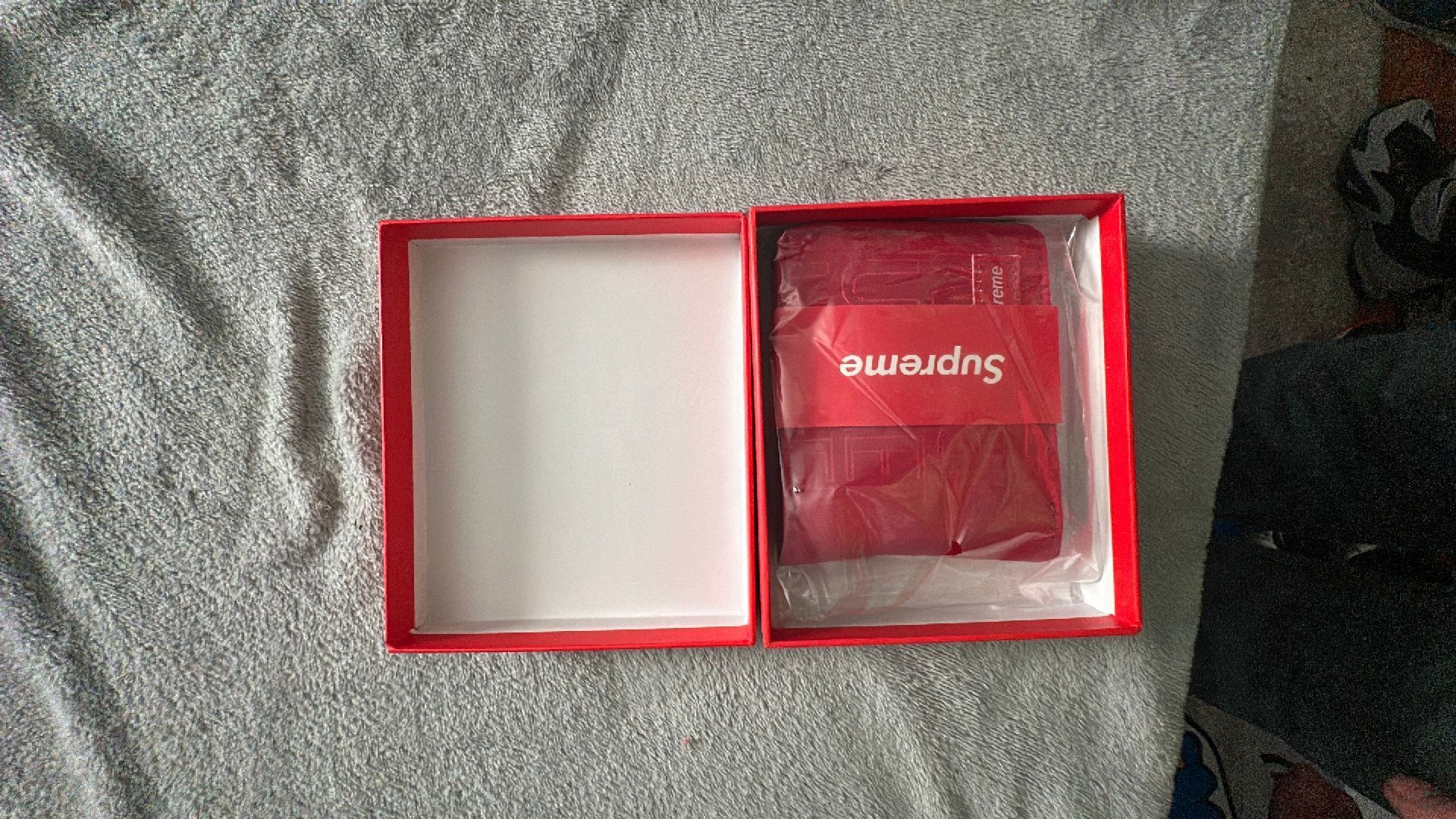 シュプリーム　ウォレット Leather Chain Wallet | Supreme 25ss