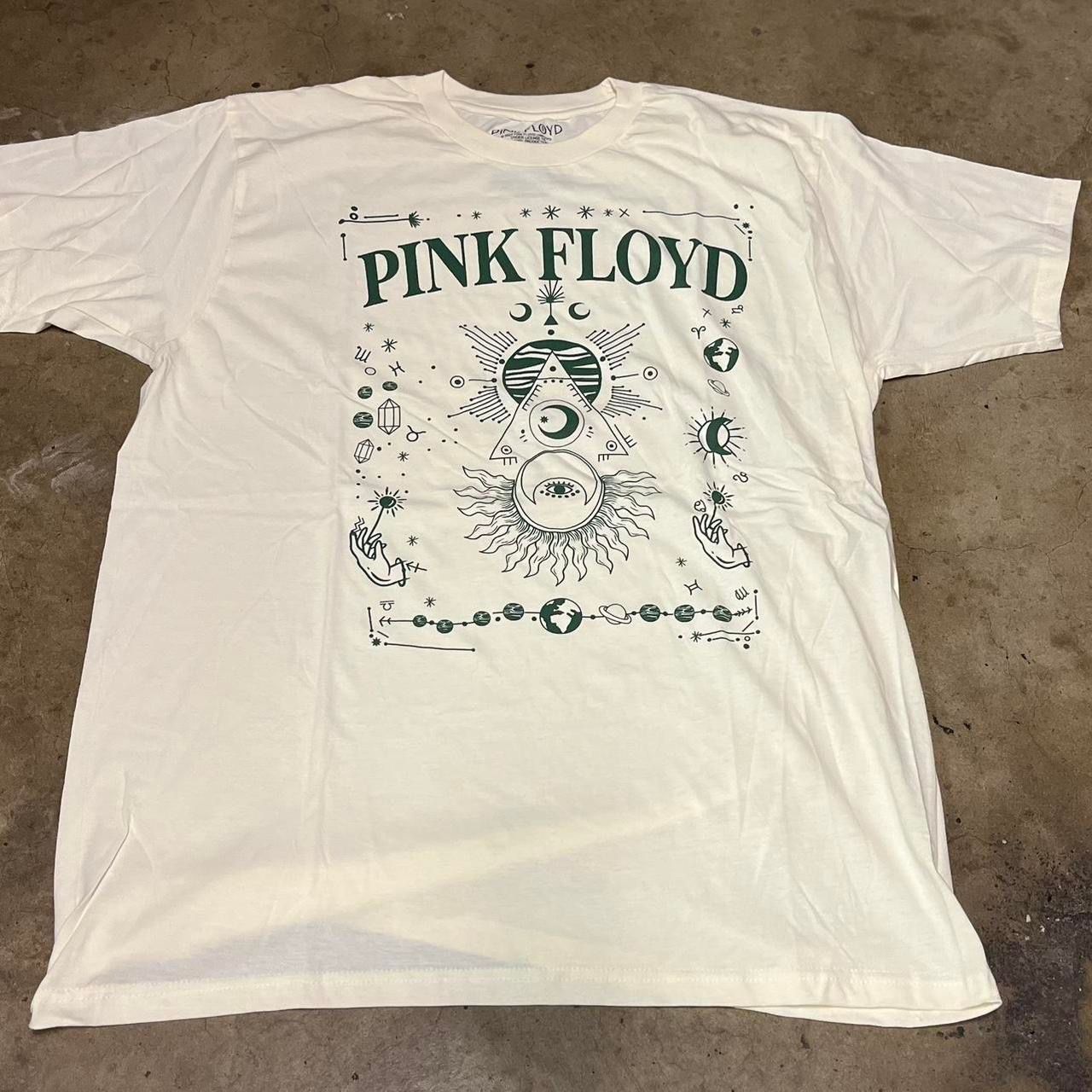 Pink Floyd T shirt · Whatnot: Shop, Sell, Connect