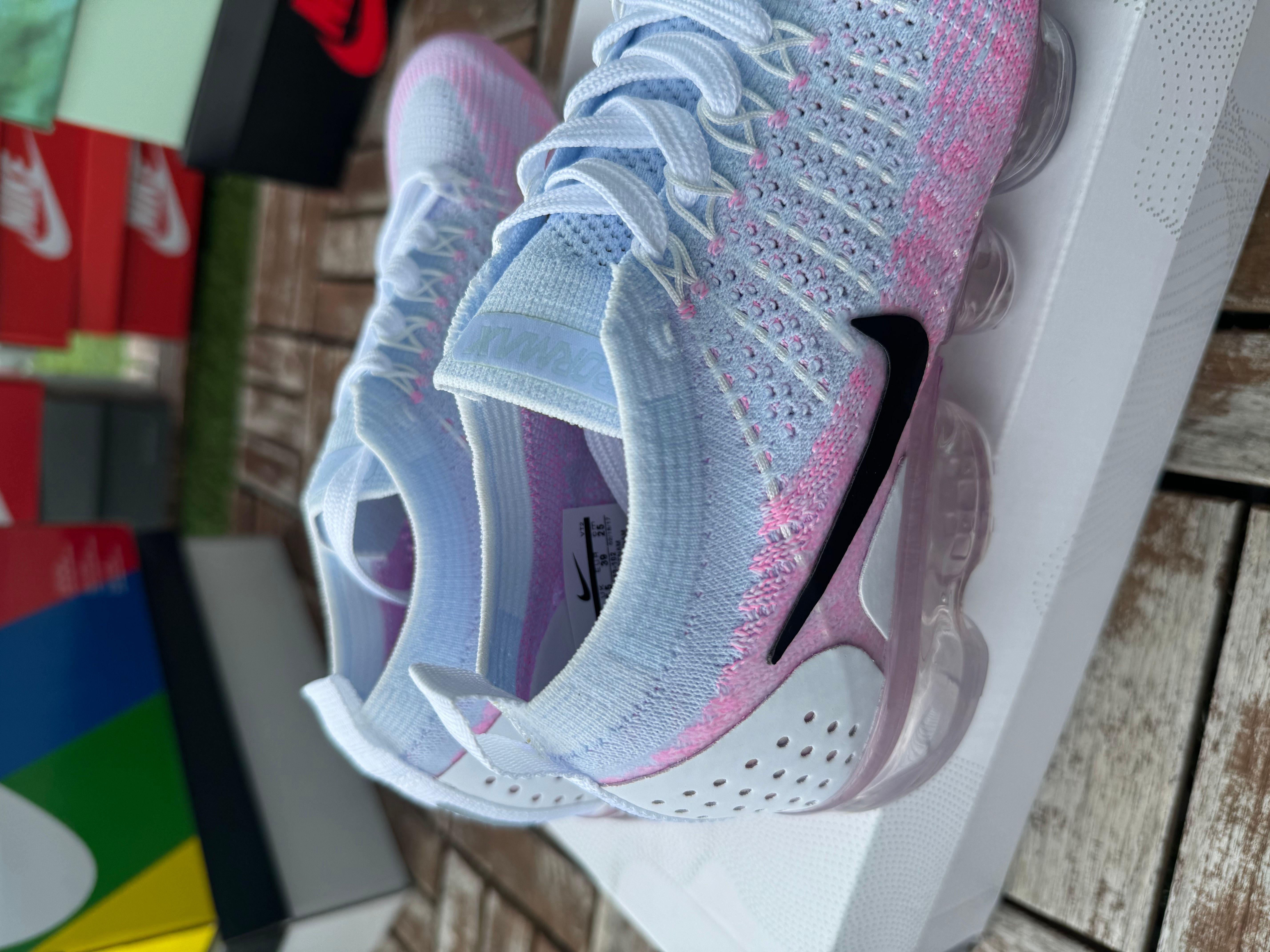 Nike VaporMax Flyknit 2 Hydrogen Blue Whatnot Buy Sell Go Live
