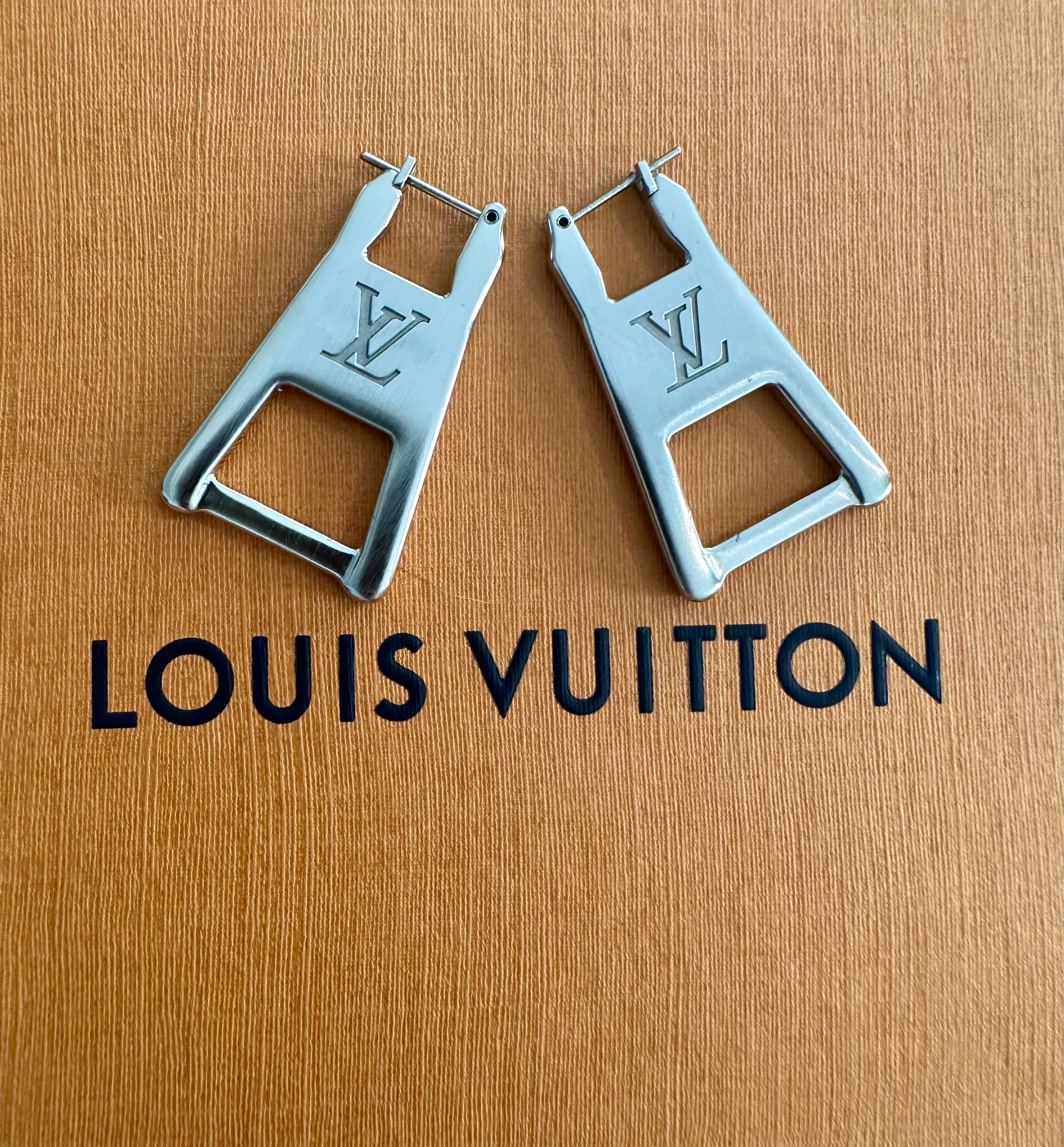 633 - Louis Vuitton Zipper Pull Earrings in Silver with Box 633 - Louis Vuitton Zipper Pull Earrings in Silver with Box
