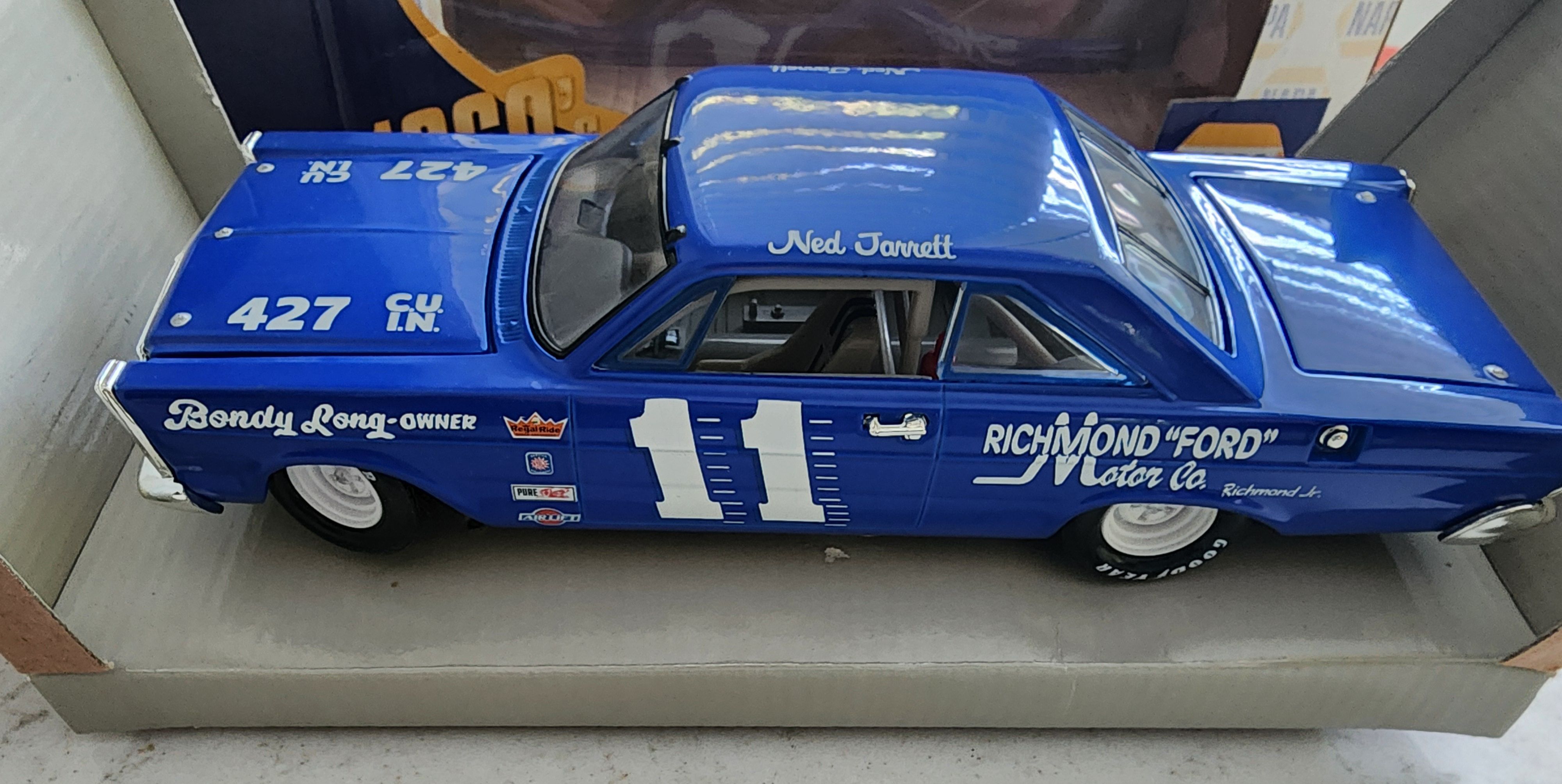 Ned Jarrett 1965 Richmond Ford #11 NAPA Anniversary Galaxie 1/24 NASCAR fashion Diecast