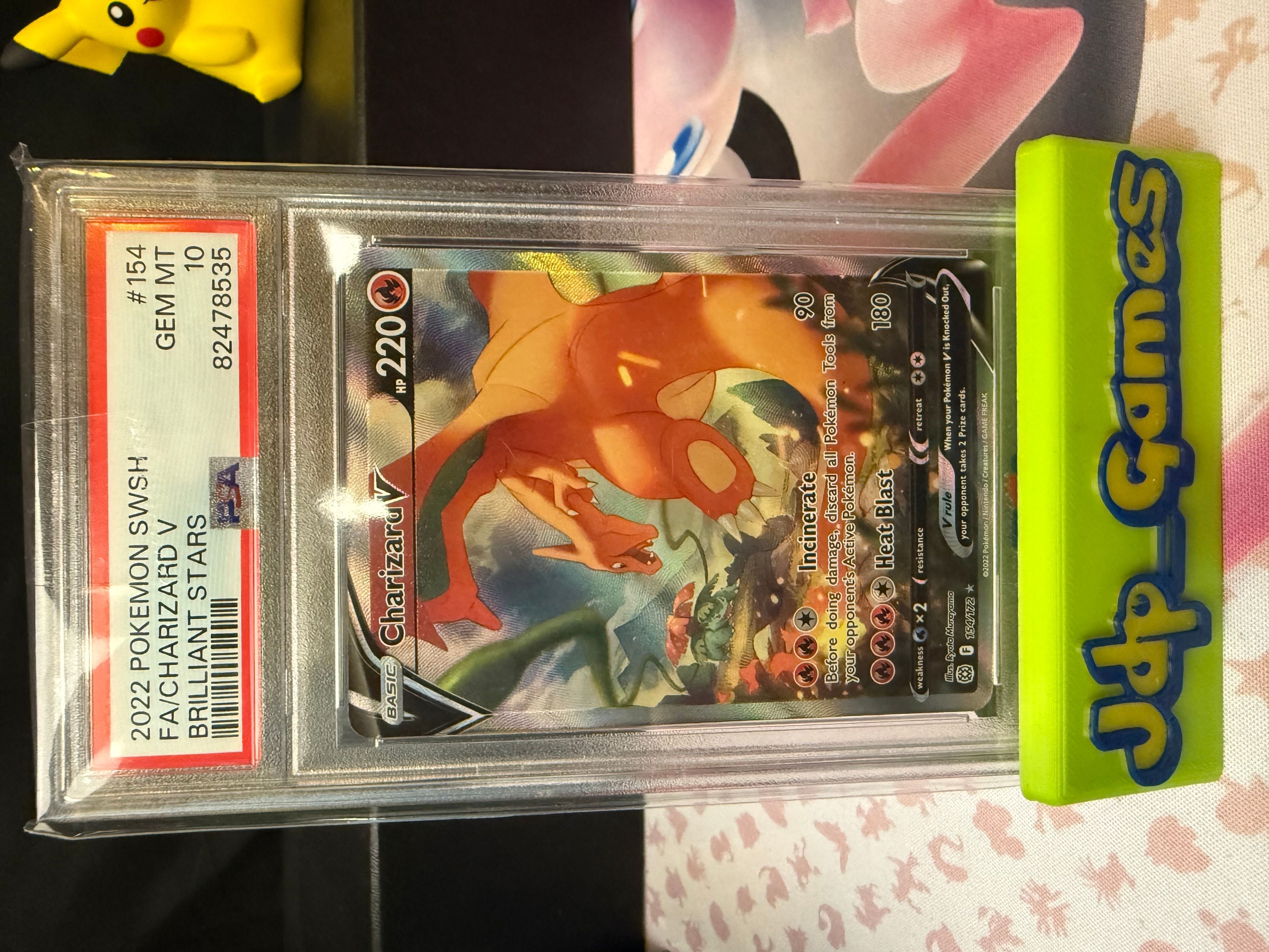 pokemon cards brilliant stars charizard 401 Games Canada - Charizard V - Brilliant Stars Ultra Rare main image 0