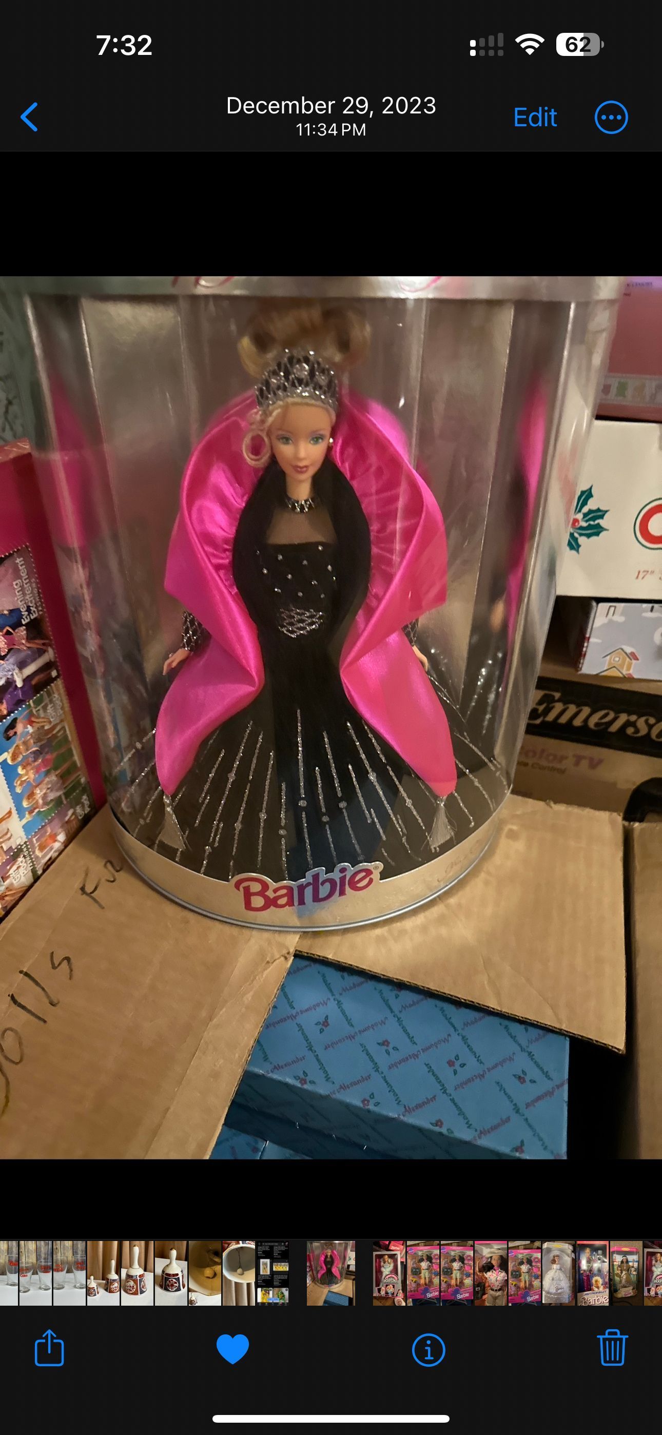 1998 HAPPY HOLIDAYS BARBIE DOLL SPECIAL EDITION RARE ERROR