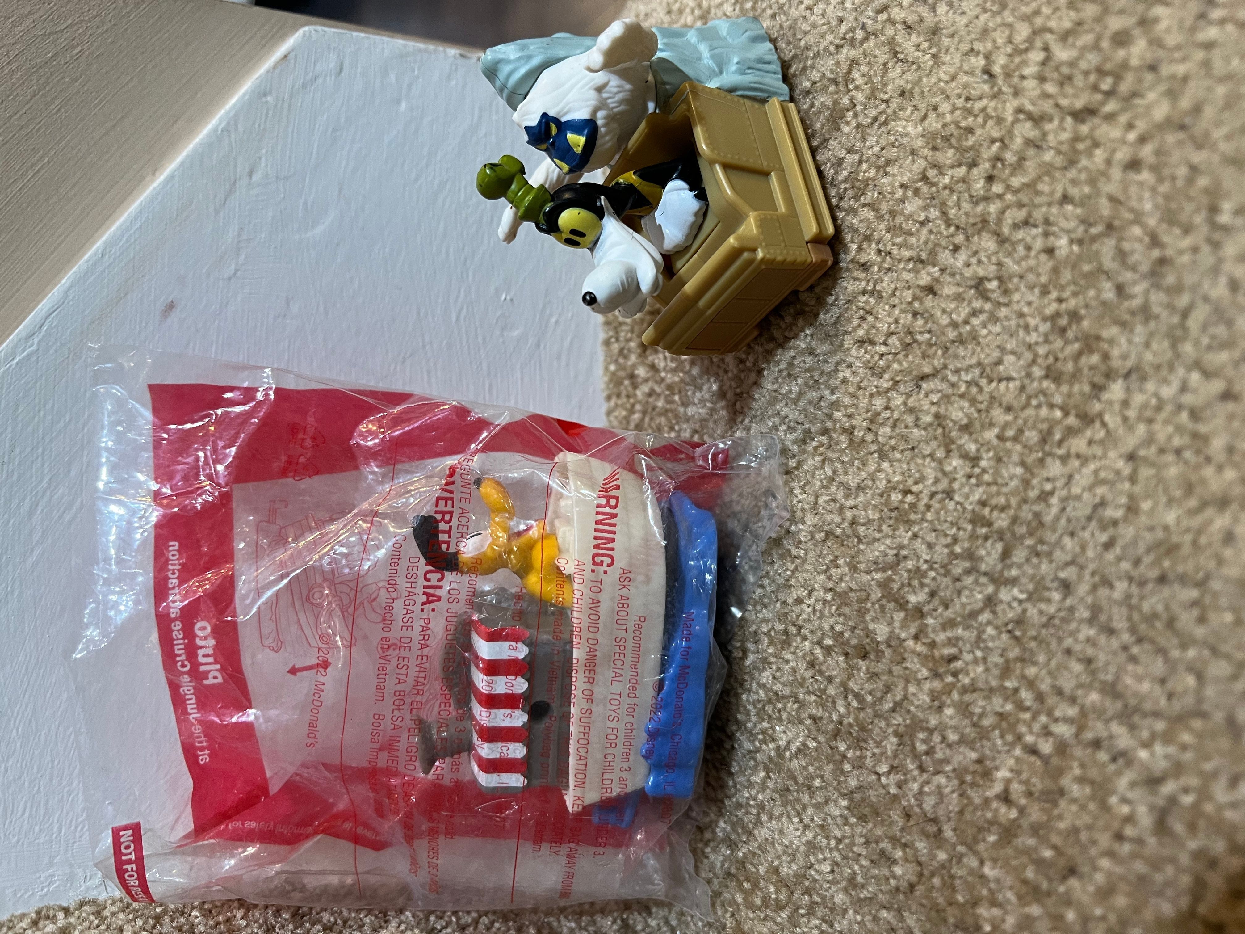 Disney McDonald's Ride And 50th Toys Haunted mansion Goofy Safari