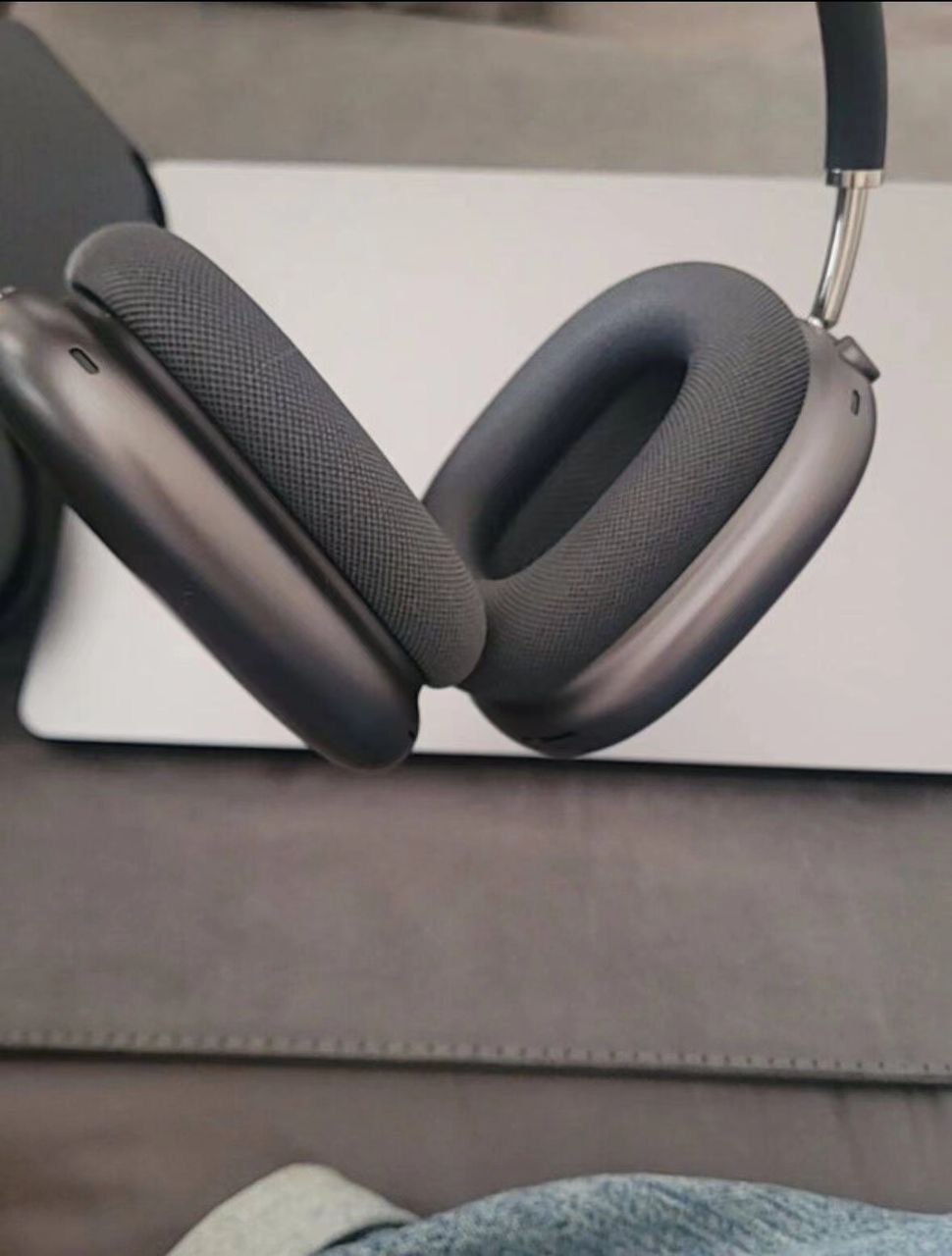 AirPods Max Space Gray · Whatnot: Buy, Sell & Go Live AirPods Max Space Gray · Whatnot: Buy, Sell & Go Live