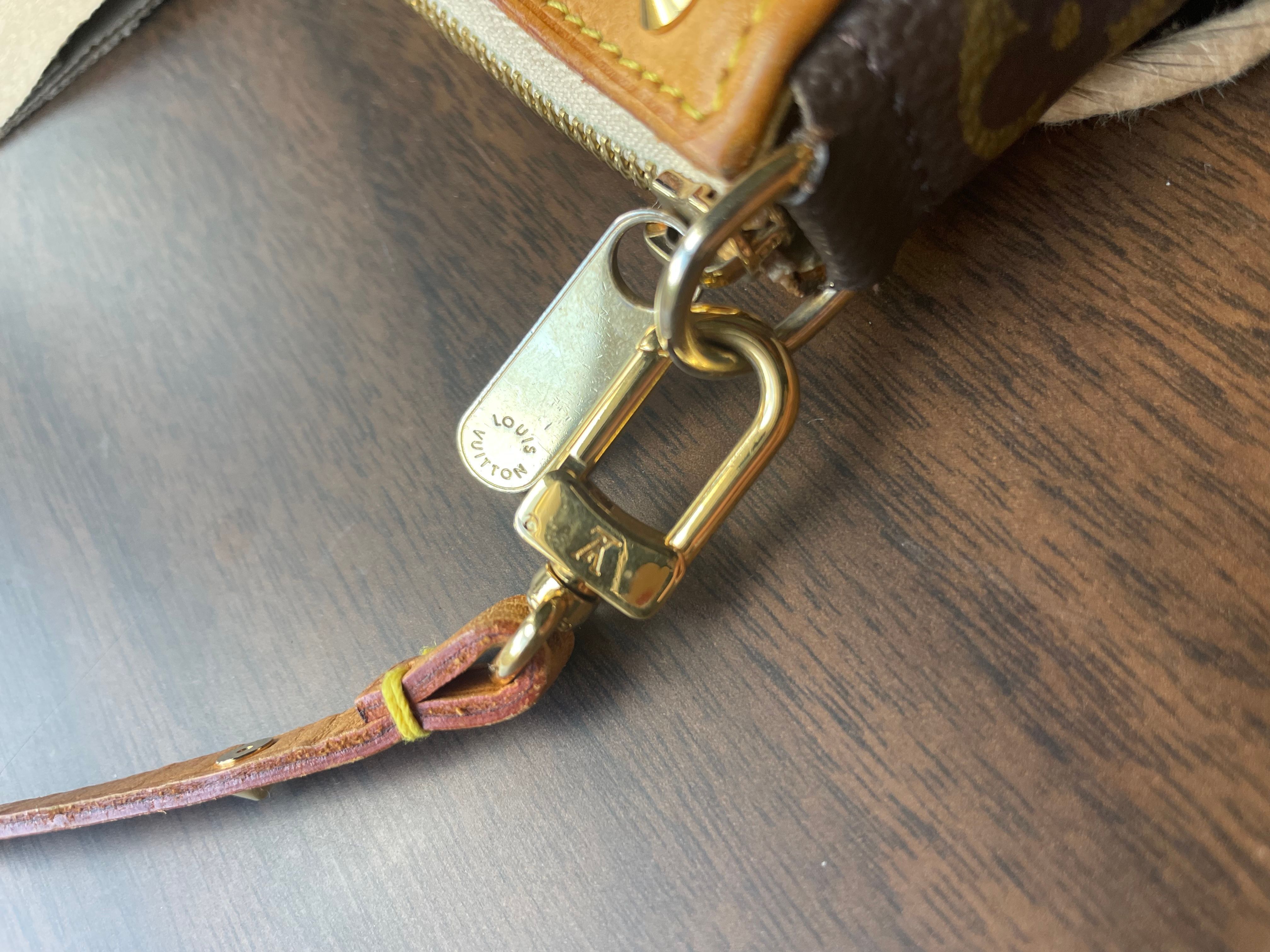 TAKA@loveUSAさま専用 LOUIS VUITTON X Takashi Murakami Vanity Chain Pouch White