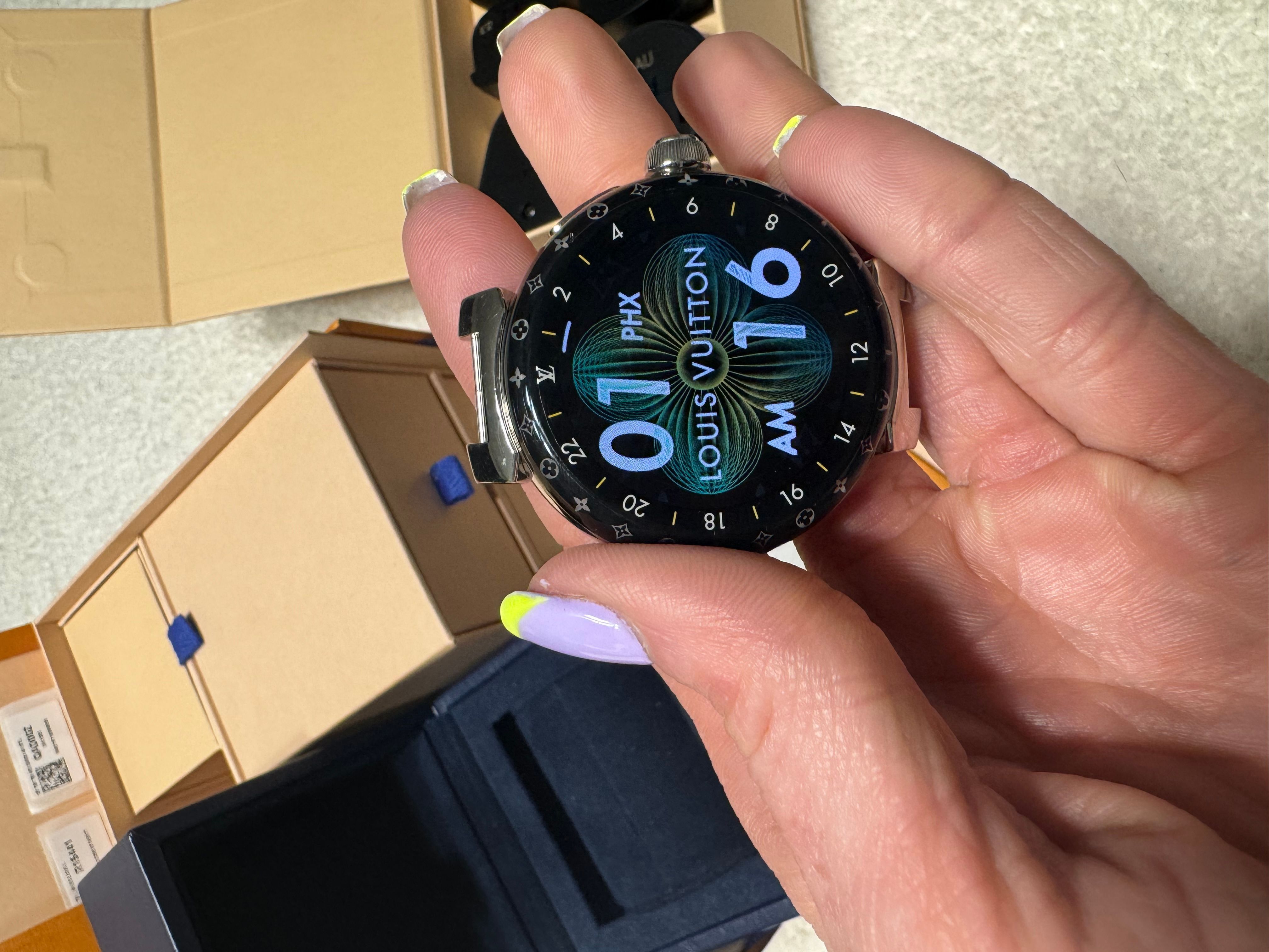 その他 LOUISVULTTON Louis Vuitton Tambour Horizon Light Up Connected Watch