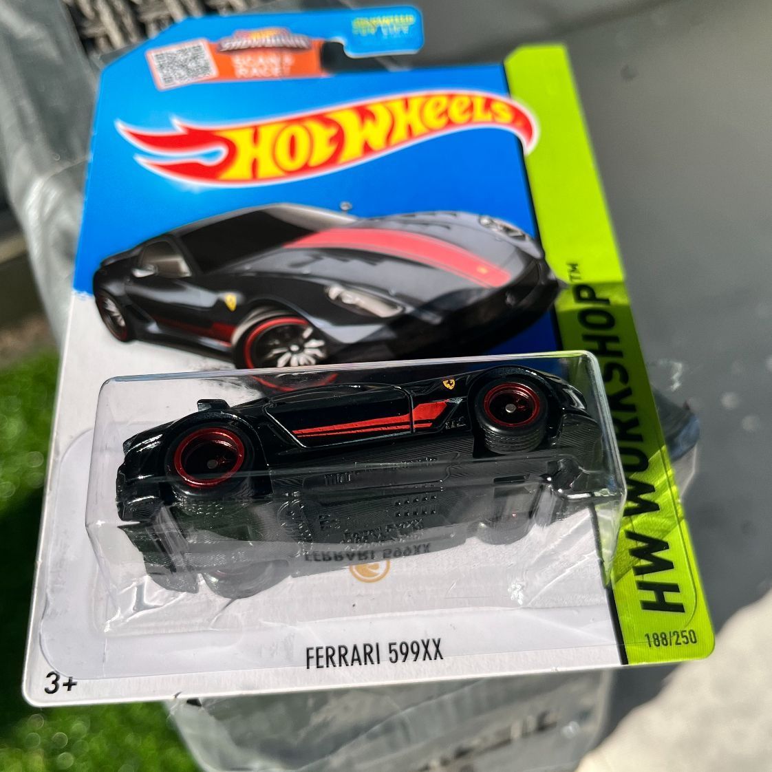 ミニカーショップグローバル - Hotwheels フェラーリ 599XX