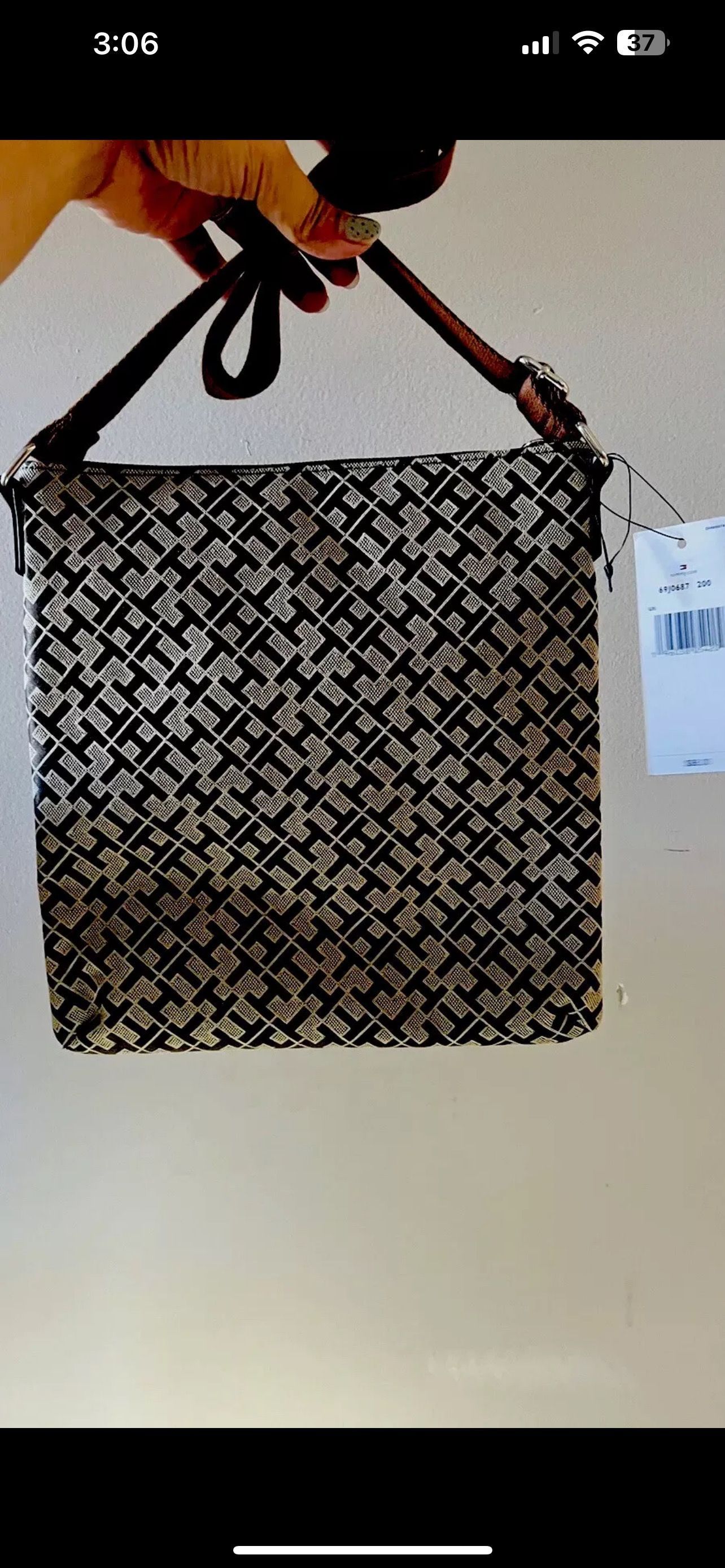 TOMMY HILFIGER Monogram Crossbody Bag (Brown/Tan) NWT - Free