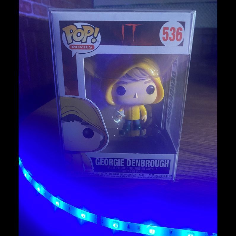 IT: “Georgie Denbrough” Funko Pop 536 MINT condition w