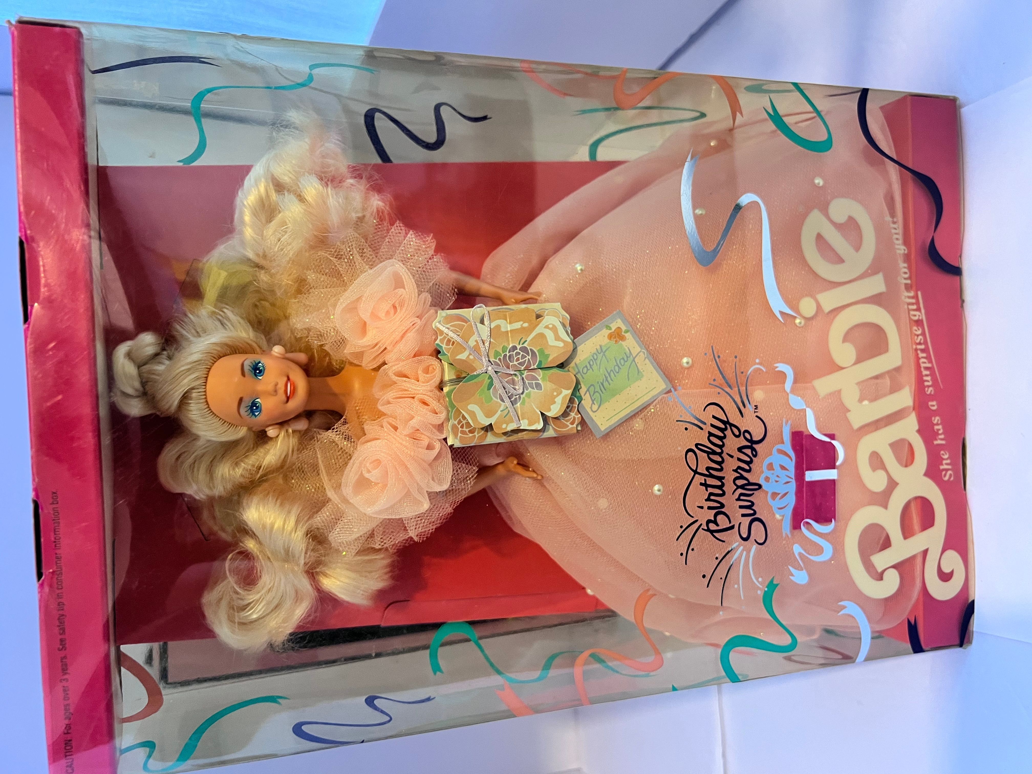 その他 birthday Barbie 1991 Birthday Surprise Barbie Doll With Surprise Gift For You! - 3679
