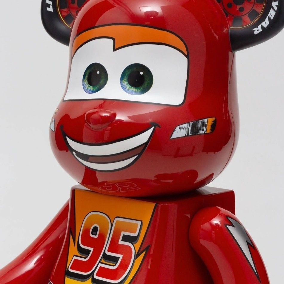 MEDICOM TOY - BE@RBRICK LIGHTNING McQUEEN CARS 1000％ Be@rbrick Lightning McQueen 1000% Collectible Figure by
