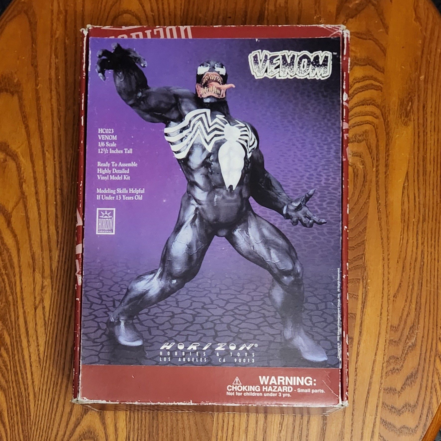 VENOM 1/6 Scale Vinyl Model Kit #HC023 by Horizon (Complete With