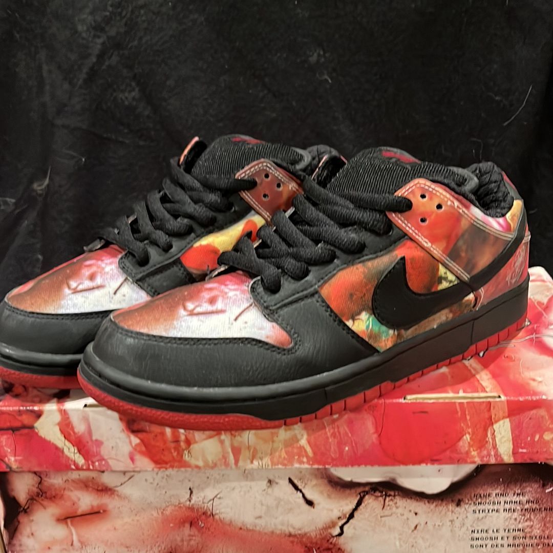Nike SB Dunk Low \"Pushead 1\" パスヘッド Dunk Low SB 'Pushead' - Nike - 313233 001 - black/black